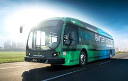 این اتوبوس الکتریکی با یک بار شارژ ۱۷۷۳ کیلومتر را طی می‌کند!/رکوردشکنی در جاده‌ها