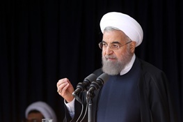 روحانی:هر کسی می‌آید خیابان،خس و خاشاک یا آشغال است؟