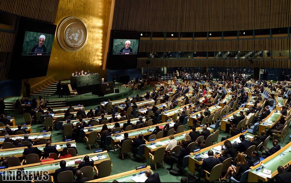 مقایسه تعداد حاضرین در سخنرانی احمدی نژاد و روحانی در سازمان ملل/عکس 