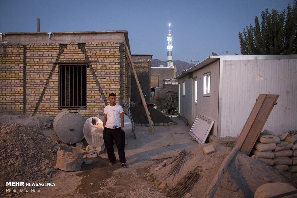 تازه‌آباد کرمانشاه یک ماه بعد از زلزله ۵.۹ ریشتری