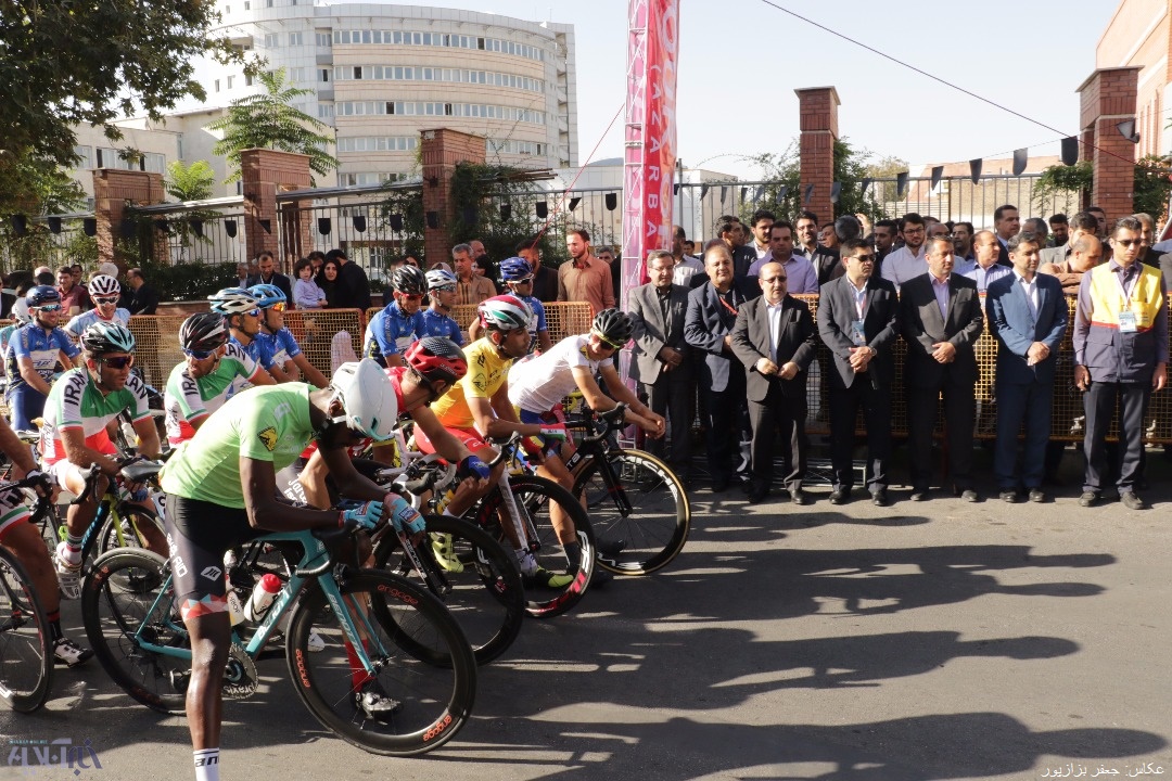 آغاز مرحله دوم تور بین‌المللی دوچرخه‌سواری ایران-آذربایجان