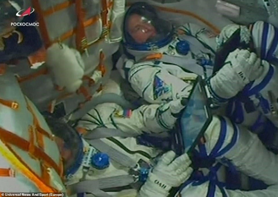 معجزه زنده ماندن ۲ فضانورد آمریکایی و روس در ارتفاع ۵۰ هزارمتری زمین