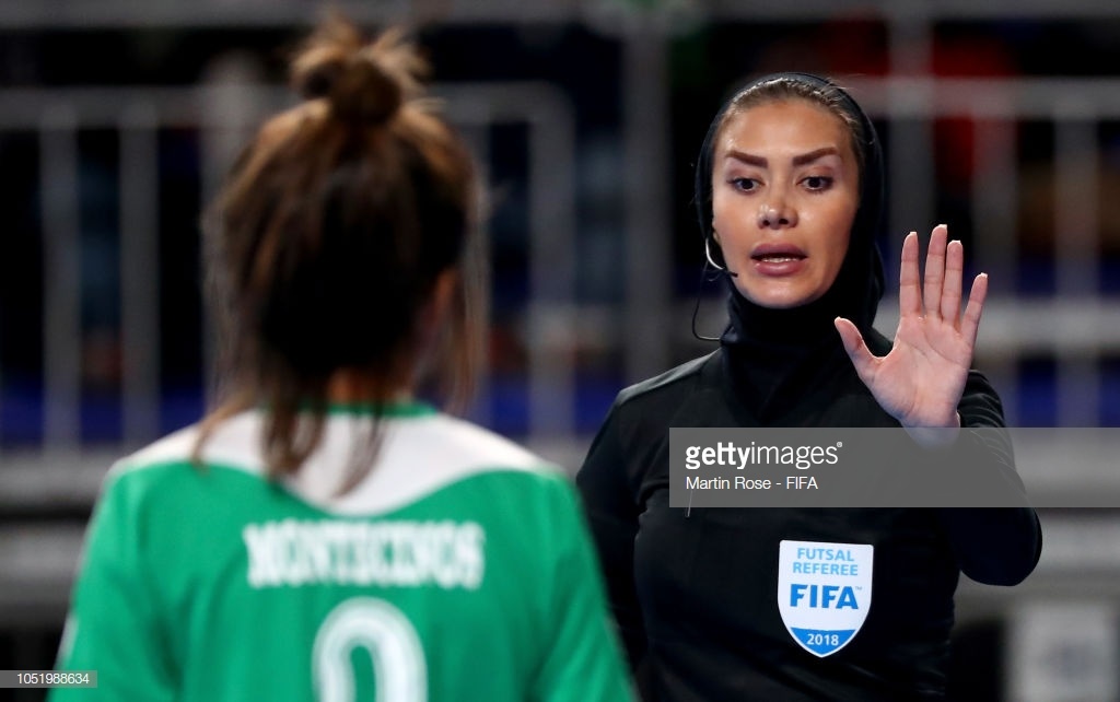 داور زن ایرانی که مسابقات فوتسال المپیک را قضاوت کرد+تصاویر