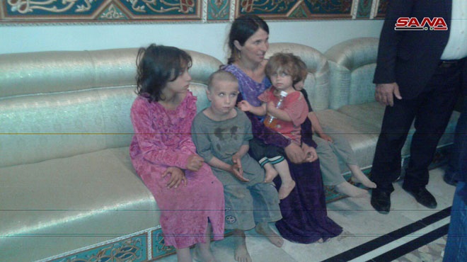 آزادی 2 زن  و 4 کودک از دست داعش در سوریه