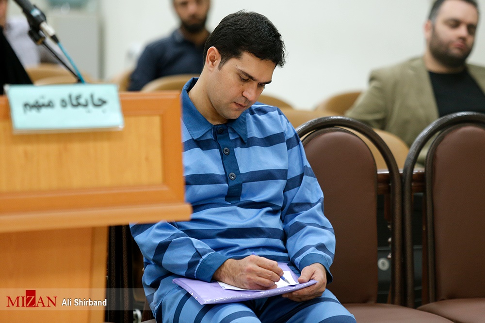 دادگاه رسیدگی به پرونده احمد پاسدار ، مدیر عامل شرکت واردات موبایل