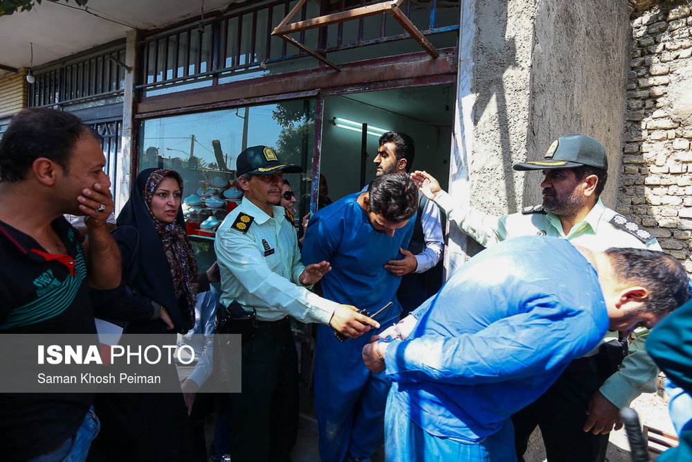بازسازی صحنه قتل دو طلافروش در اصفهان