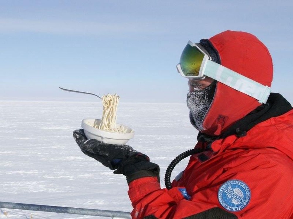 یخ زدن سریع غذاها در قطب جنوب!