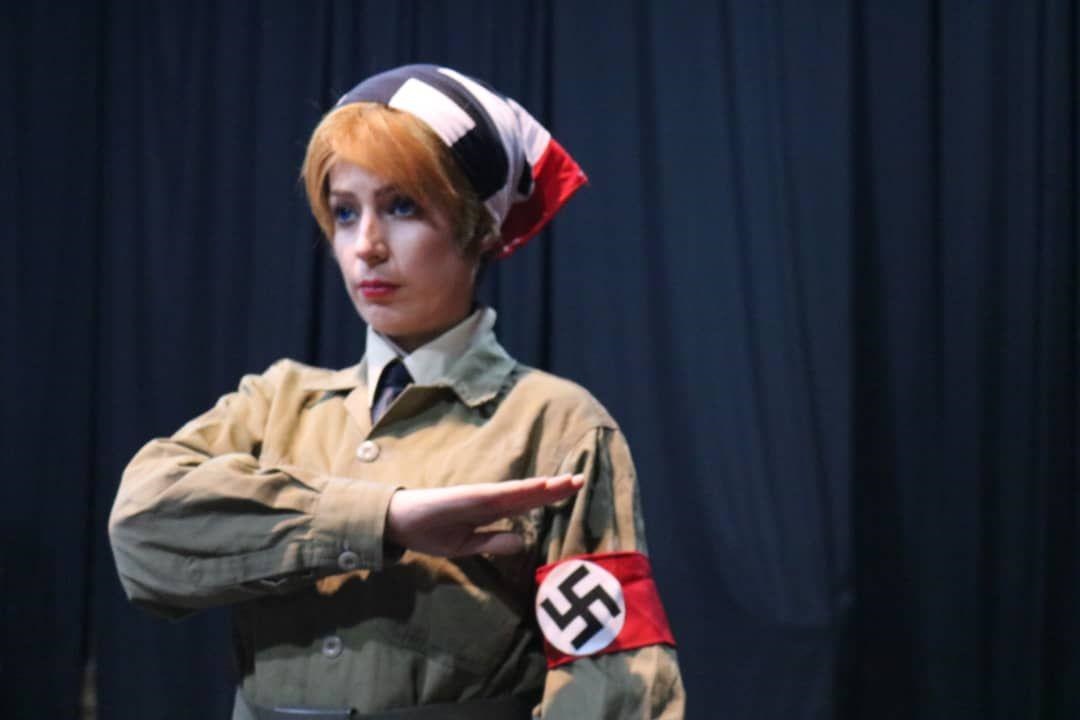 غزاله جزایری در نقش یک نازی
