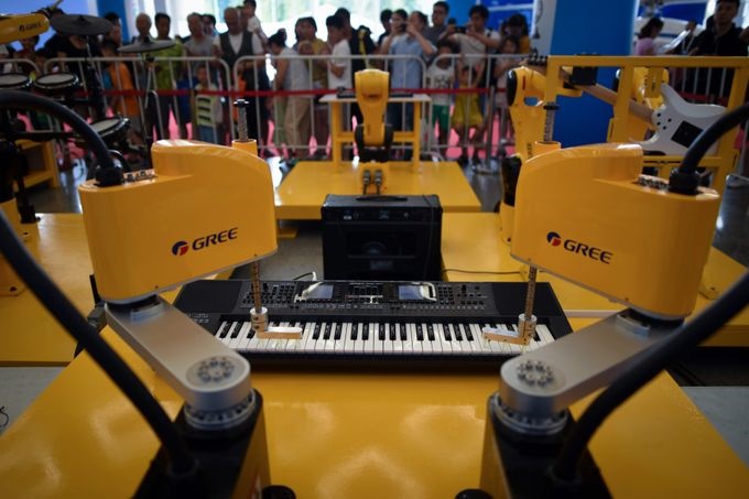 کنفرانس جهانی ربات 2018 در پکن