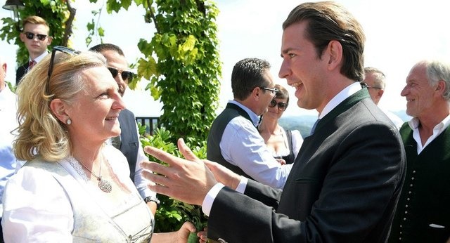  مراسم ازدواج وزیر خارجه اتریش