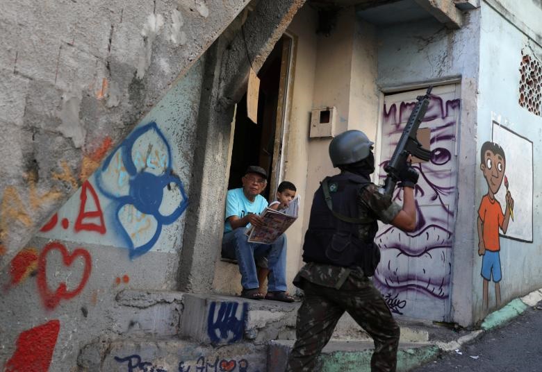 مبارزه با باندهای مواد مخدر در ریودوژانیرو