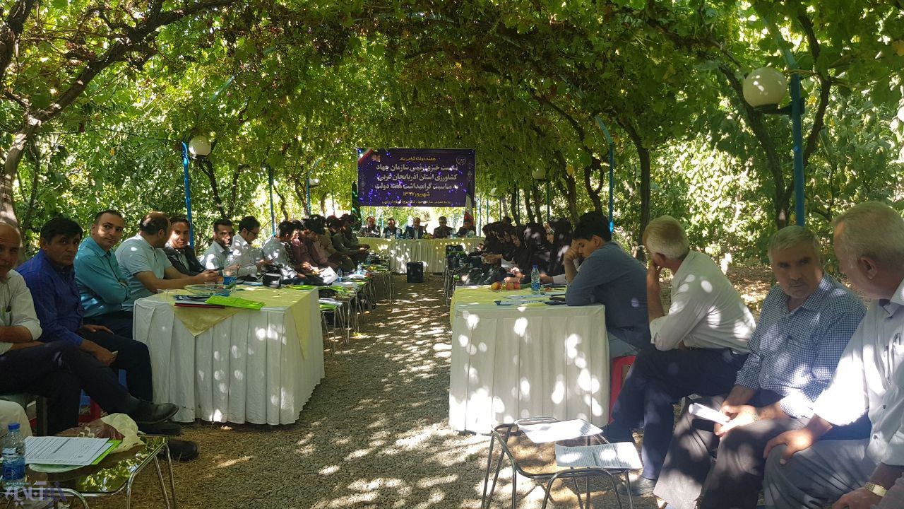 نشست رییس جهاد کشاورزی آذربایجان غربی