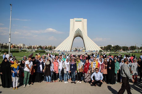 حضور گردشگران خارجی در ایران