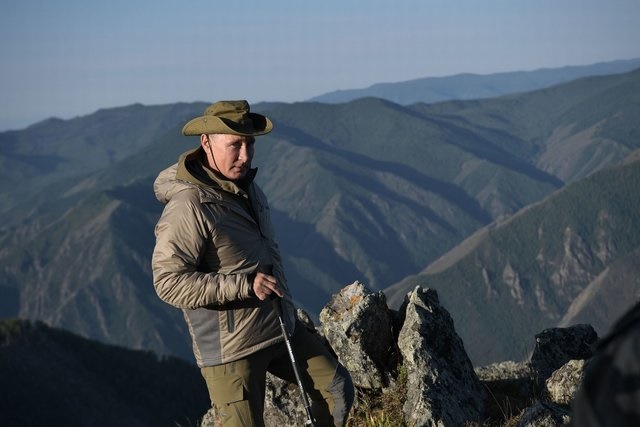 کوهنوردی پوتین در سیبری