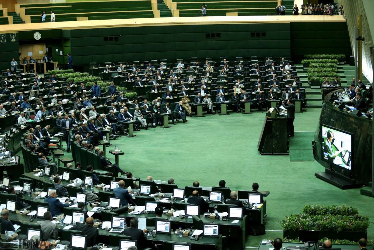 ورود رئیس‌جمهوری به مجلس شورای اسلامی