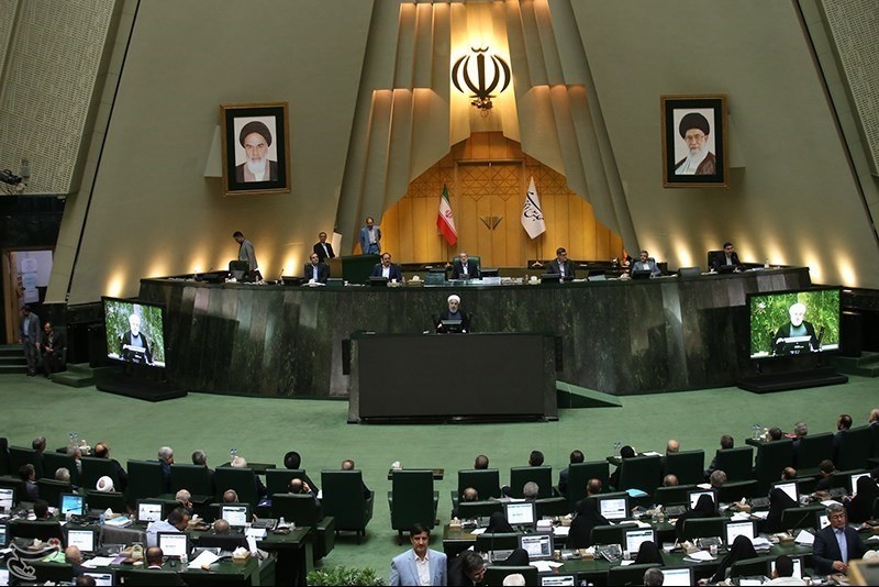 جلسه سؤال از رئیس‌جمهور در مجلس