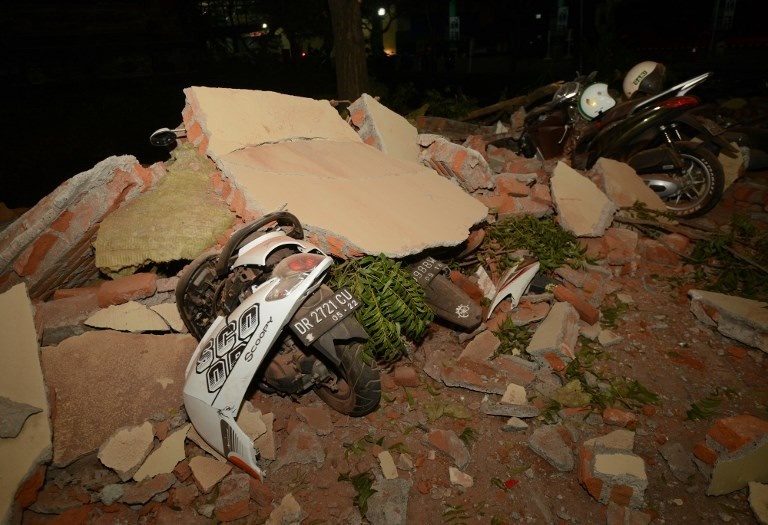زلزله 6.9 ریشتری اندونزی