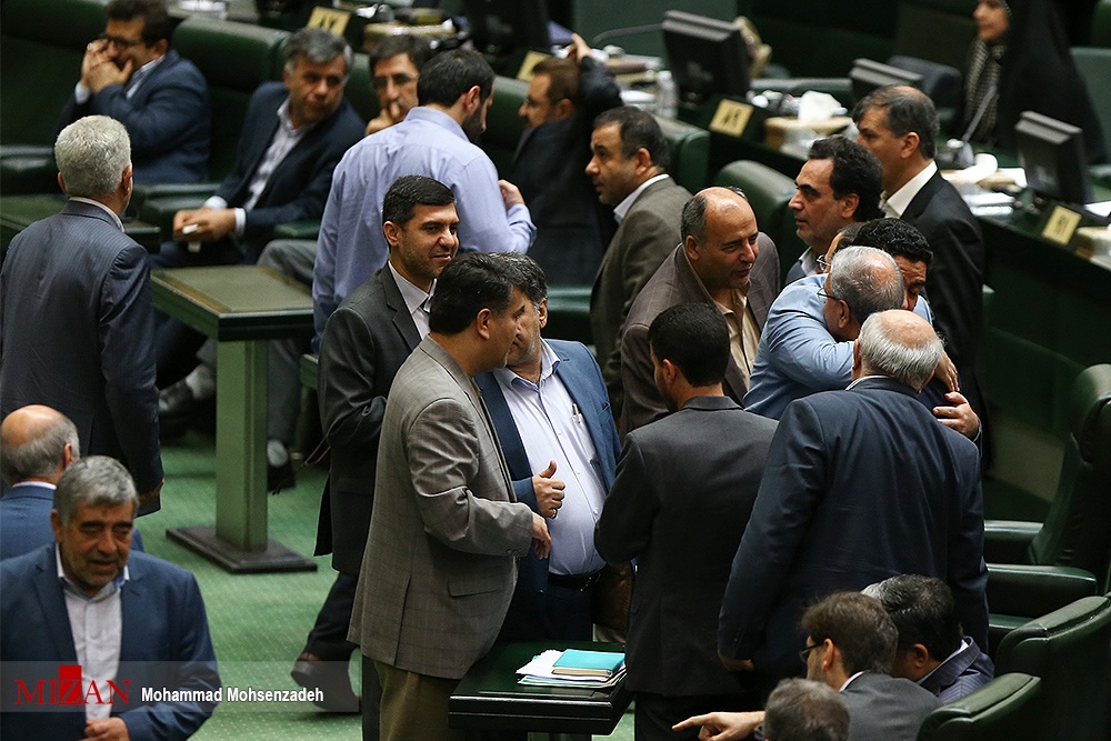 جلسه استیضاح علی ربیعی وزیر تعاون، کار و رفاه اجتماعی