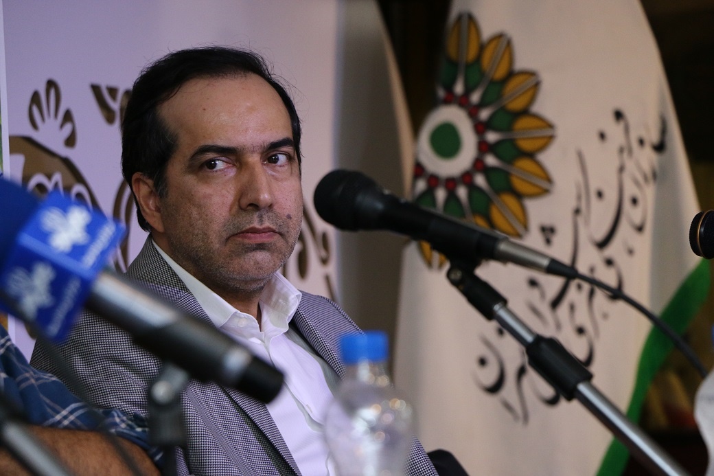 حسین انتظامی در نشست نقد رمان برج سکوت