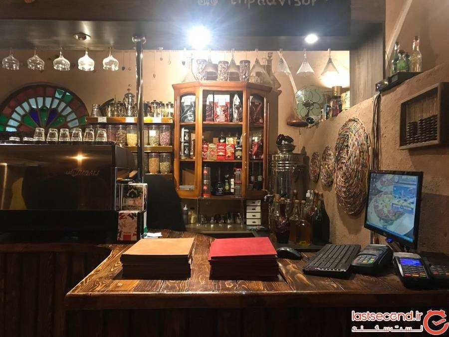 کافه و رستوران ایرانی قدیمی یزد