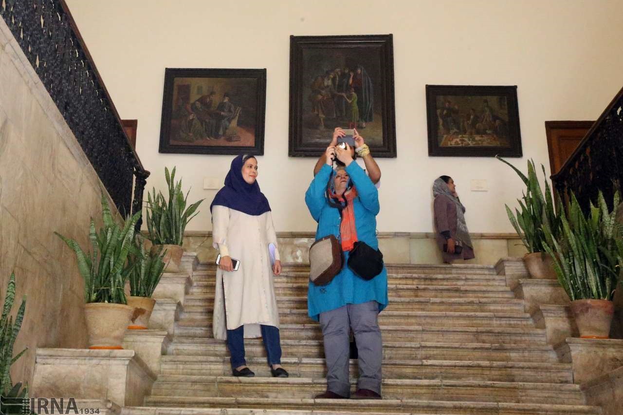 نمایش آثار بازگشتی از موزه لوور لانس در تهران
