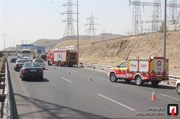 واژگونی پژو پارس در بزرگراه شهید خرازی