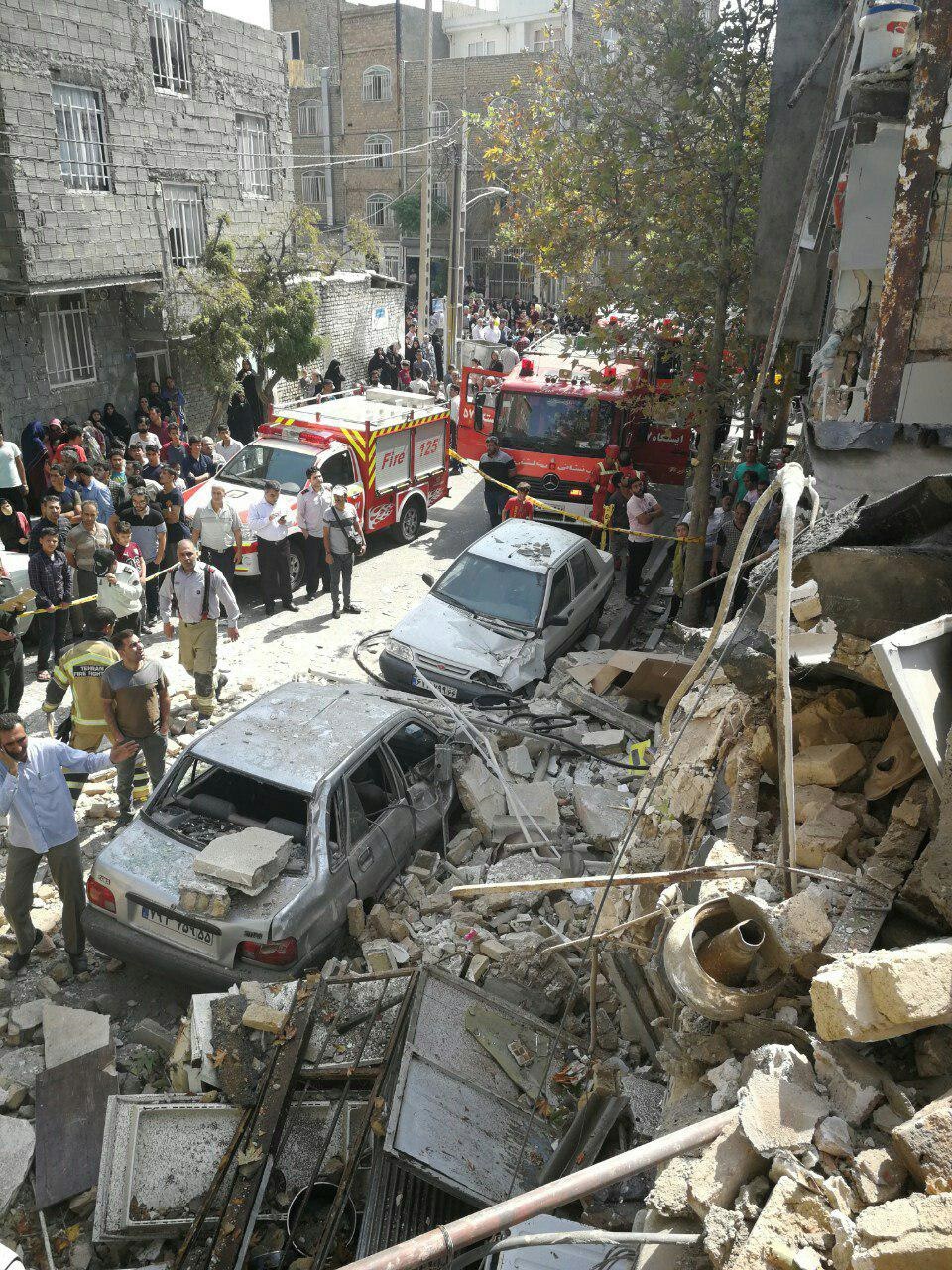 انفجار مهیب گاز شهری در ساختمان دو طبقه مسکونی تهرانپارس