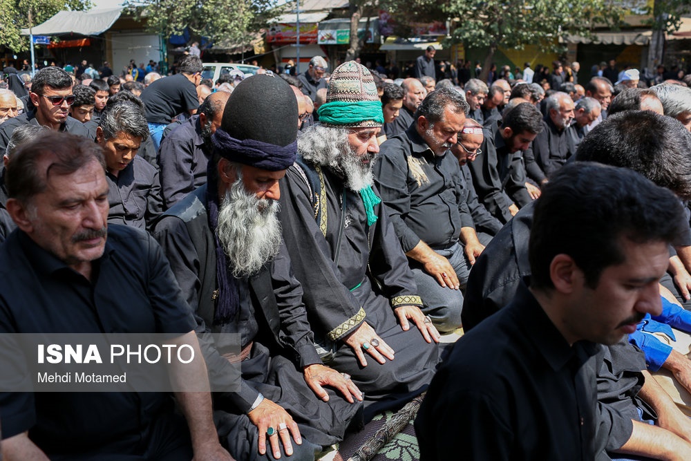 نماز روز عاشورا در قزوین