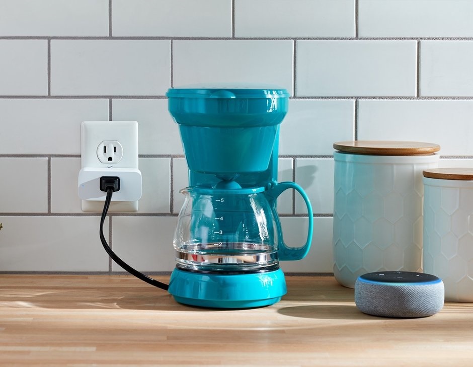 Amazon smart Plugرونمایی از ۱۲ محصول هوشمند آمازون برای خانه شما / عکس