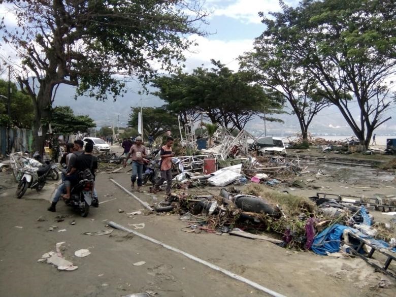 خسارات زلزله 7.5 ریشتری در اندونزی 