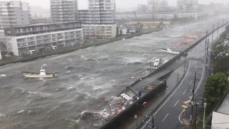 وقوع طوفان جبی در ژاپن