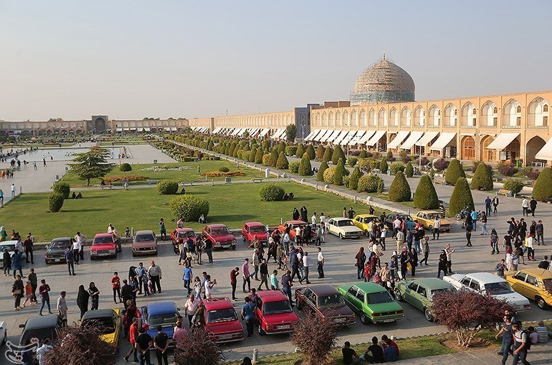 همایش خودروهای کلاسیک در اصفهان
