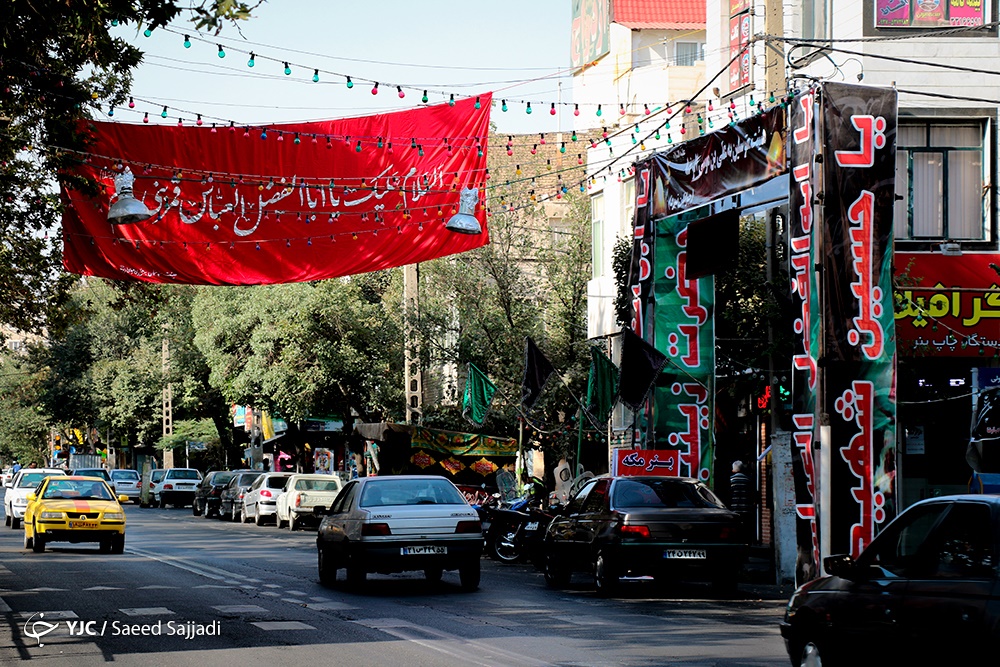 عطر محرم در خیابان‌های تهران
