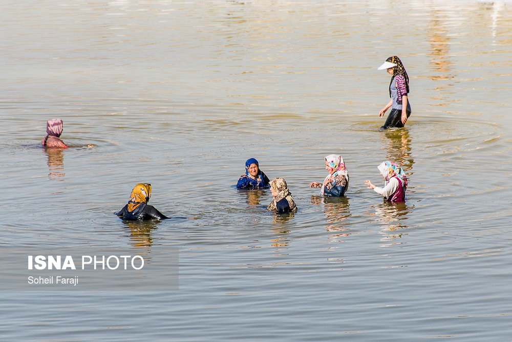 مسافران تابستانی دریاچه ارومیه 
