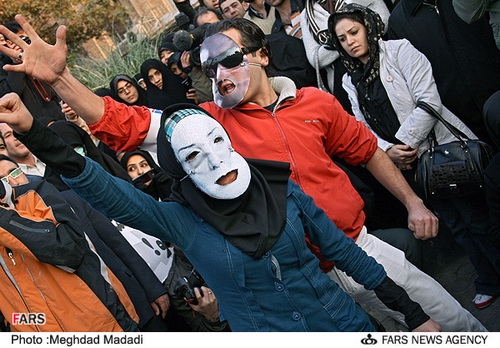 بازسازی صحنه قتل ندا آقاسلطان مقابل سفارت انگلیس / گزارش تصویری