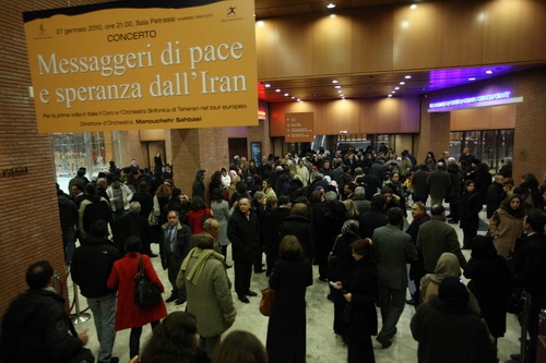 گزارش تصویری اجرای قطعه «صلح و امید» در ایتالیا
