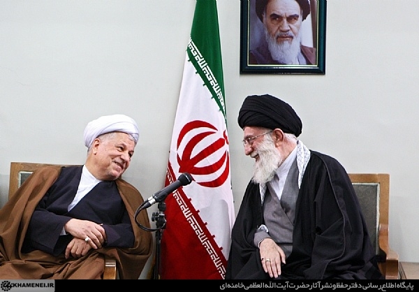 احوالپرسی صمیمانه رهبرانقلاب با هاشمی رفسنجانی