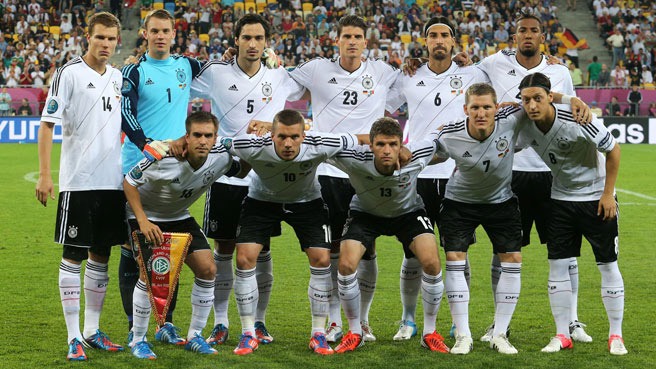 آلمان ها چند بازیکن دو رگه دارند؟