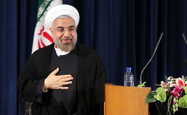 روحانی: نه تنها در بیوتکنولوژی که در سیاست هم به جوان ها نیاز داریم