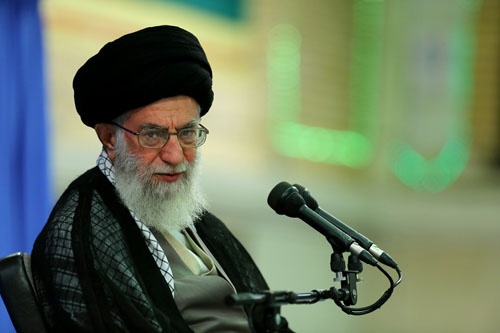 مقام معظم رهبری: هیچکس نباید مذاکره کنندگان ما را سازشکار بداند،اینها بچههای خود ما و انقلابند مقام معظم رهبری: هیچکس نباید مذاکره کنندگان ما را سازشکار بداند،اینها بچههای خود ما و انقلابند