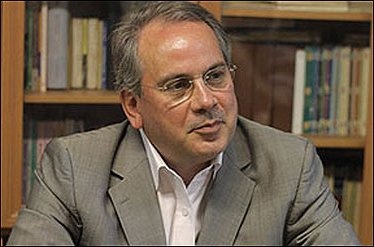 محمود سریع القلم امروز از ستیز با پوپولیسم می گوید