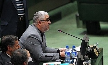 دفاع عضو کمیسیون برنامه/دولت یازدهم به جای ژست گرفتن، بودجه را براساس عملکرد واقعی تنظیم کرد