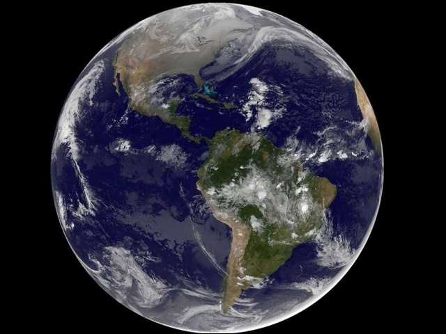 عکس ماهواره‎ای زمین در روز کریسمس