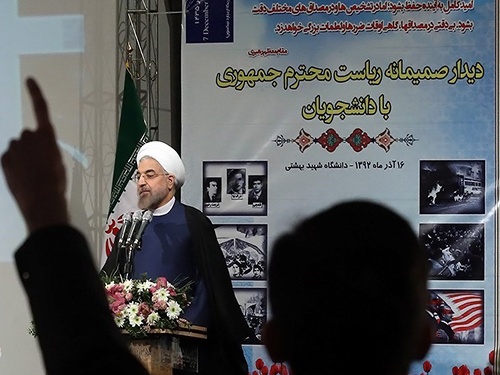 دو مقطعی که پخش مستقیم سخنرانی روحانی از تلویزیون سانسور شد