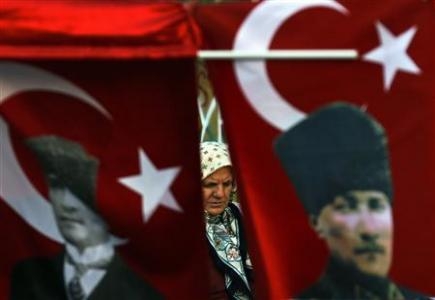 اردوغان: چهار نفر در تظاهرات ترکیه کشته شدند /کاخ سفید: جنبش وال استریت کشته‌ای نداشت 