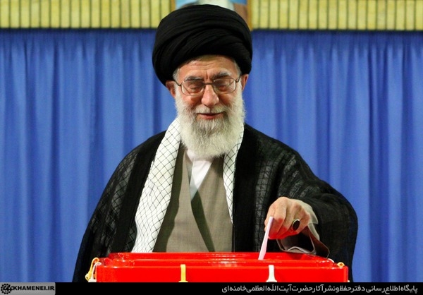 رهبر معظم انقلاب: هیچ کس نمی​داند به چه کسی رای داده​ام، حتی خانواده​ام