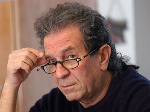 داریوش مهرجویی  به رادیو می‌رود 