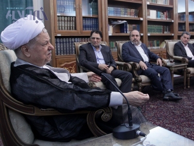 هاشمی رفسنجانی: انتخابات اخیر نشان​دهنده وقوف کامل مردم به حقوق خود و پاسخ «نه» به انحصارگرایی است