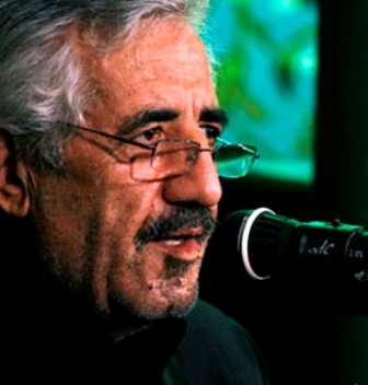 وصف زیبای امام حسین(ع) با صدای استاد کریمخانی و آهنگسازی آریا عظیمی نژاد