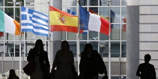 بحران اقتصادی اروپا تمام شد/روزهای روشن یورو در پیش است